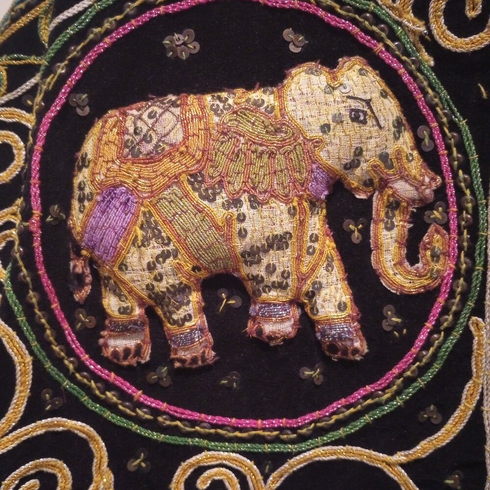 Carol Horn Work shop vintage sequin/embroidered elephant design vest! L - Picture 4 of 7
